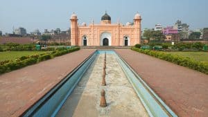 Dhaka – temperatura, klimat i pogoda przez cały rok