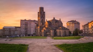 Ourense – temperatura, klimat i pogoda przez cały rok
