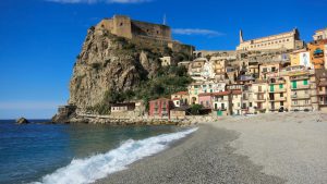 Reggio Calabria – temperatura, klimat i pogoda przez cały rok