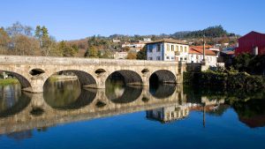 Arcos de Valdevez – temperatura, klimat i pogoda przez cały rok
