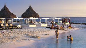 Jan Thiel Bay – temperatura, klimat i pogoda przez cały rok