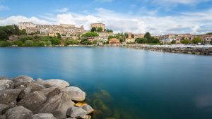 Lago di Bolsena – temperatura, klimat i pogoda przez cały rok