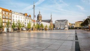 Clermont-Ferrand – temperatura, klimat i pogoda przez cały rok
