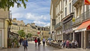 Poitiers – temperatura, klimat i pogoda przez cały rok