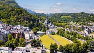Lourdes – temperatura, klimat i pogoda przez cały rok