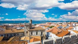 Saintes-Maries-de-la-Mer – temperatura, klimat i pogoda przez cały rok