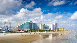 Daytona Beach – temperatura, klimat i pogoda przez cały rok