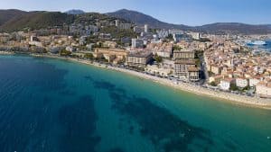 Klimat w Ajaccio, Korsyka