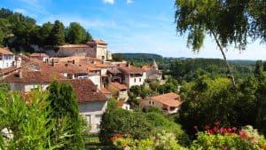 Aubeterre-sur-Dronne – temperatura, klimat i pogoda przez cały rok